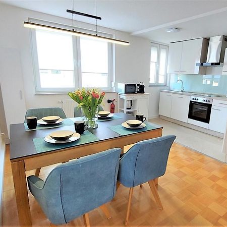 Feelhome Ferienwohnung Тутлинген Екстериор снимка