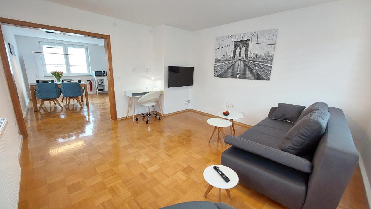 Feelhome Ferienwohnung Тутлинген Екстериор снимка